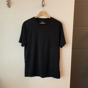 Old navy sweat wicking workout top